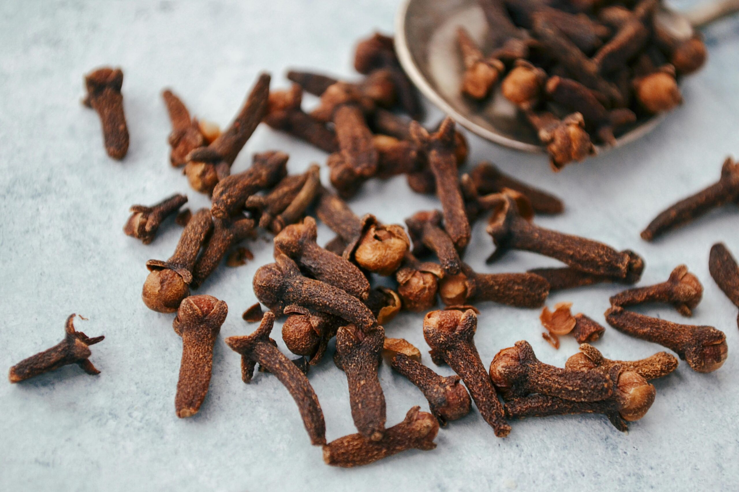 clove water benefits